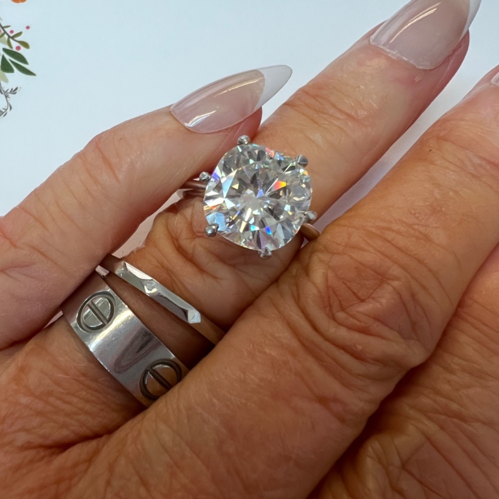 HPHT DIAMOND ENGAGEMENT RING - Picture 5 of 9
